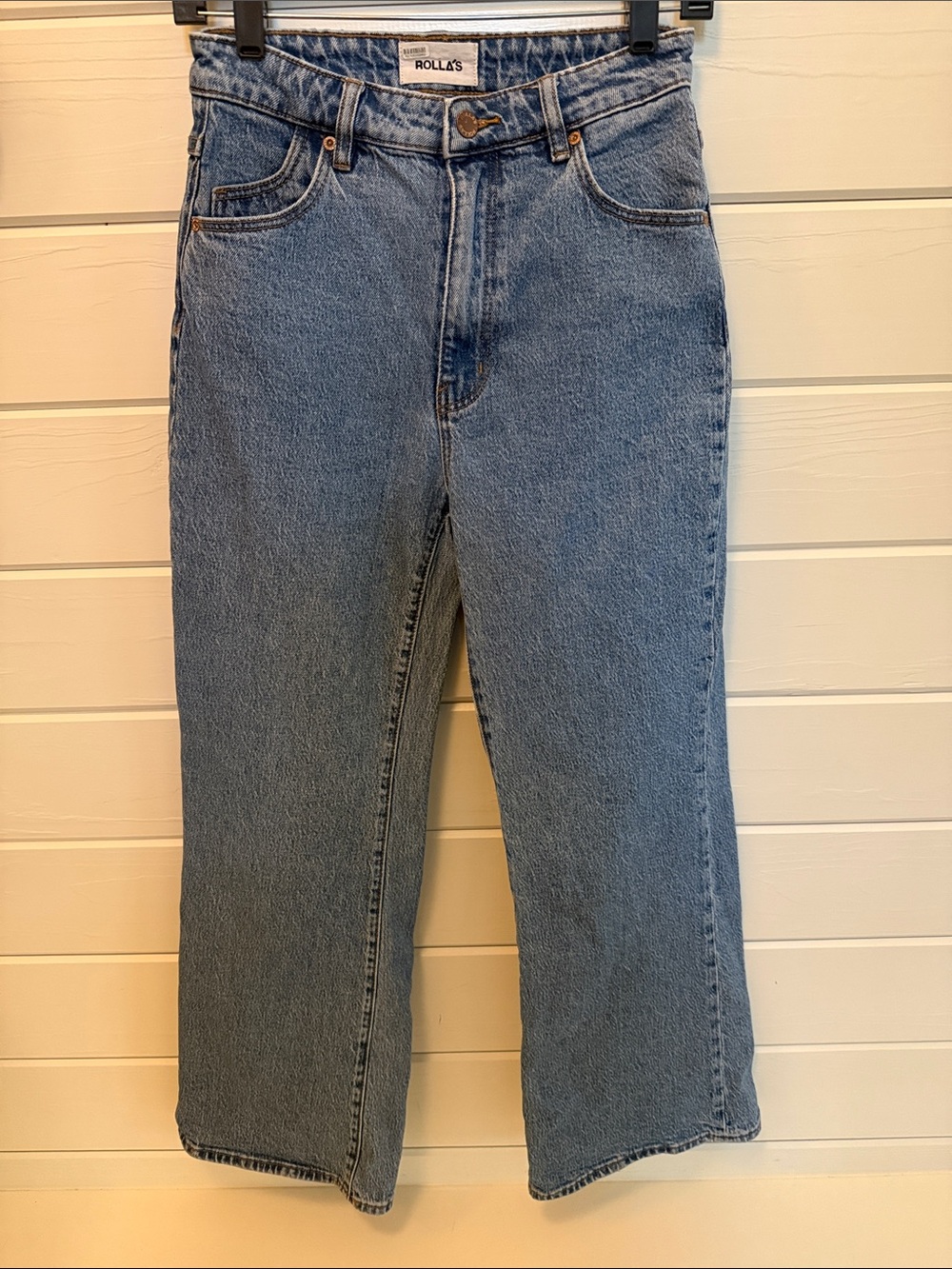 ROLLA'S East Coast Crop Flare Jeans in Medium Indigo